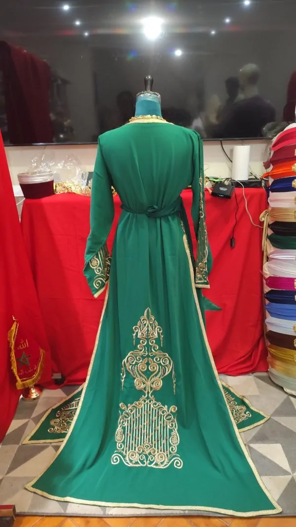 caftan marocain d occasion avec la ceinture — photo 3