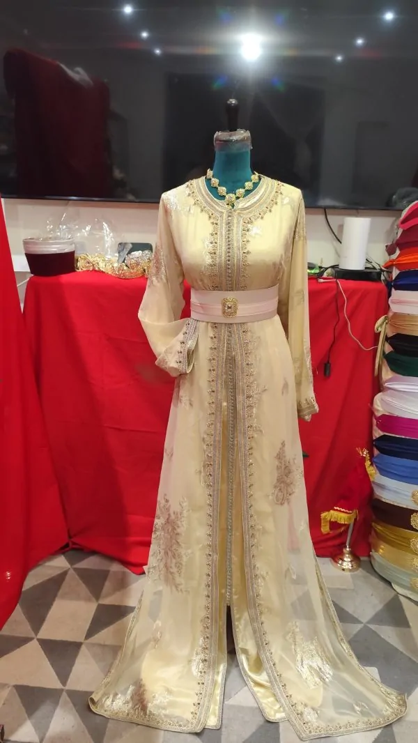 caftan marocain d occasion — photo 9