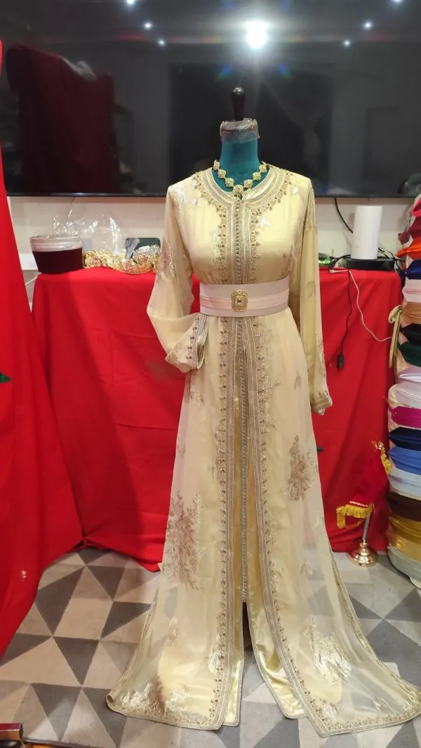 caftan marocain d occasion — photo 3