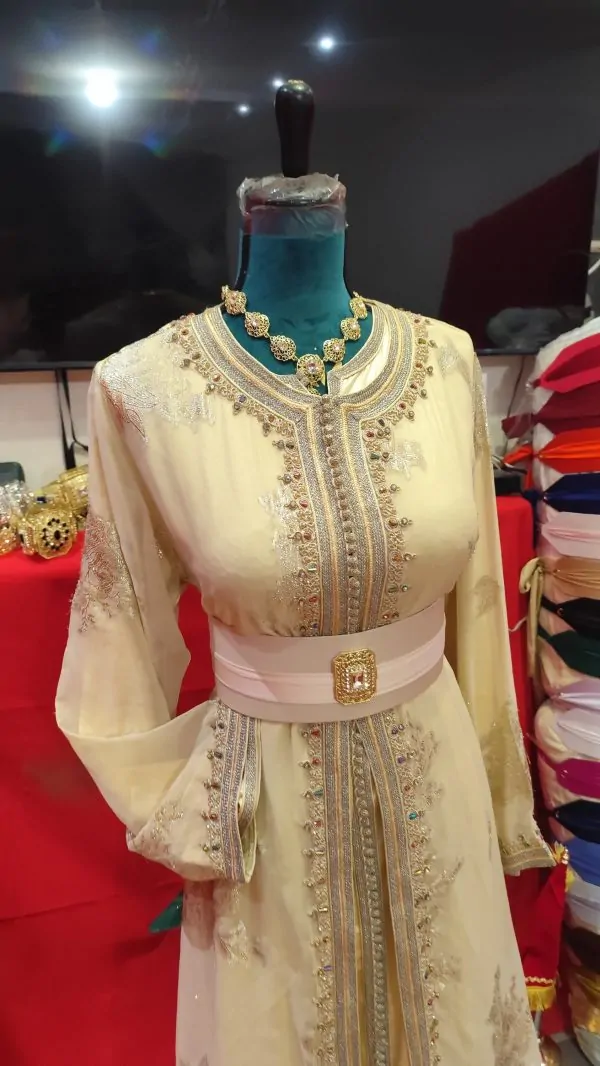 caftan marocain d occasion — photo 8