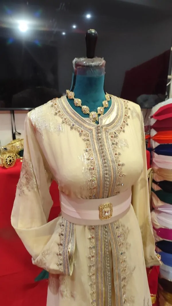 caftan marocain d occasion — photo 5