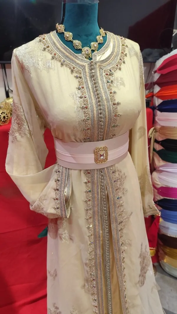 caftan marocain d occasion — photo 7