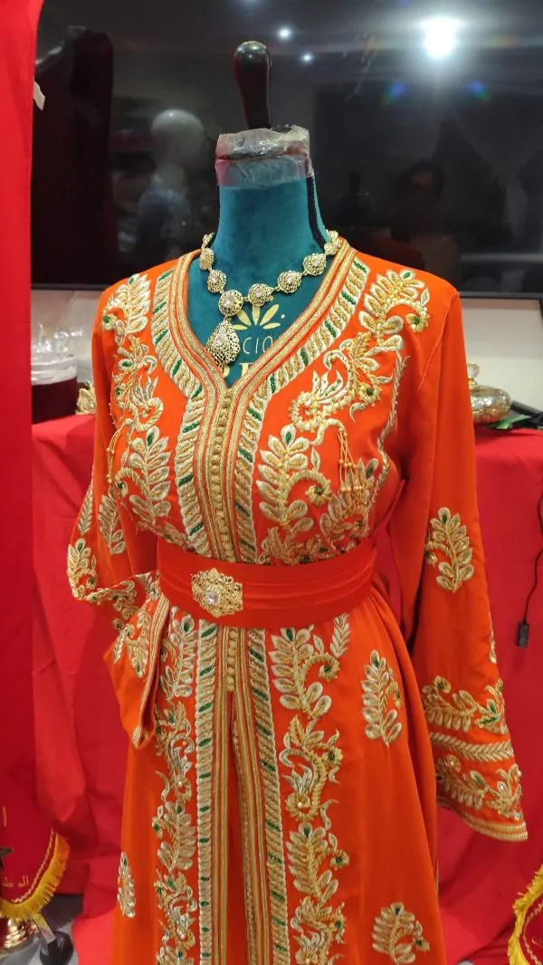 caftan marocain d occasion — photo 4