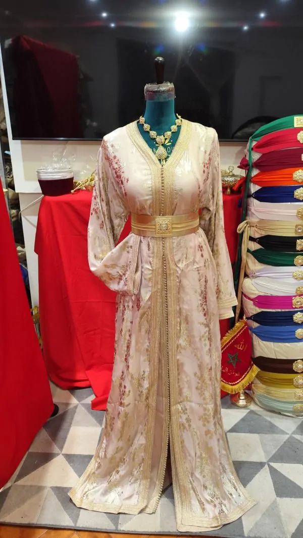 caftan marocain d occasion — photo 3