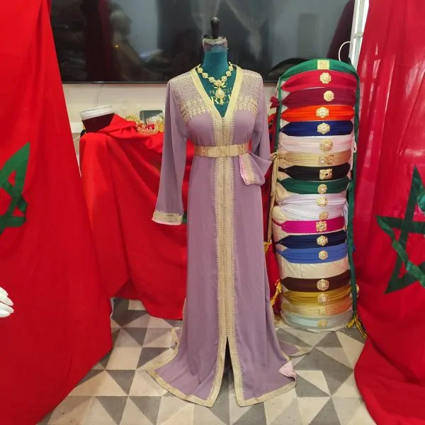caftan marocain d occasion doublé — photo 8