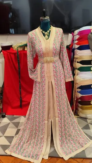 caftan marocain neuf avec ceinture