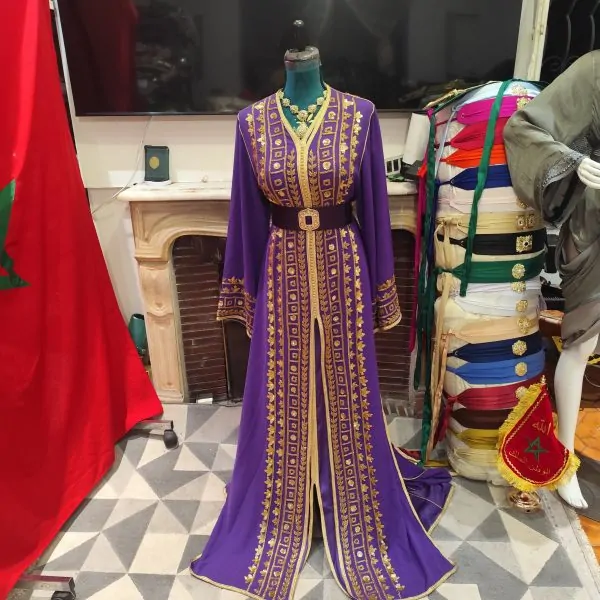 Gebrauchter marokkanischer Kaftan — photo 10
