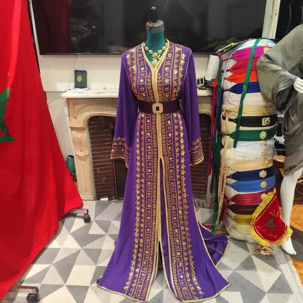 Gebrauchter marokkanischer Kaftan