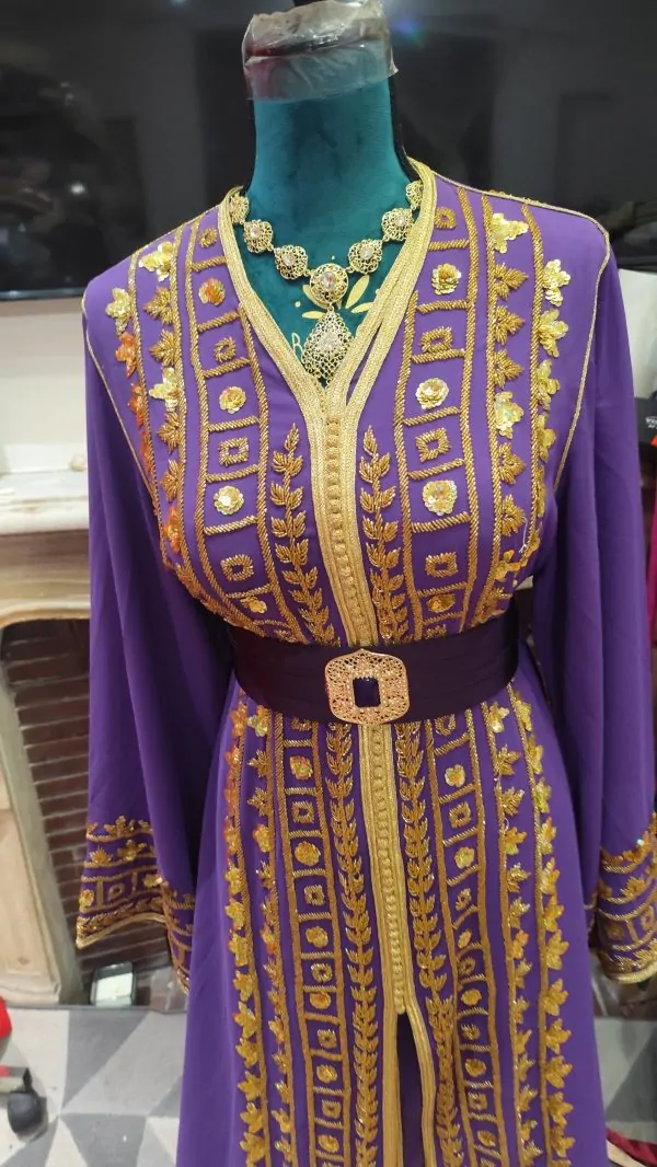 Gebrauchter marokkanischer Kaftan — photo 9