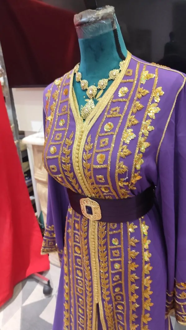 Gebrauchter marokkanischer Kaftan — photo 4