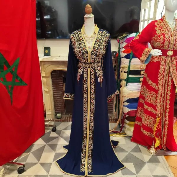 caftan marocain d occasion doublé — photo 14