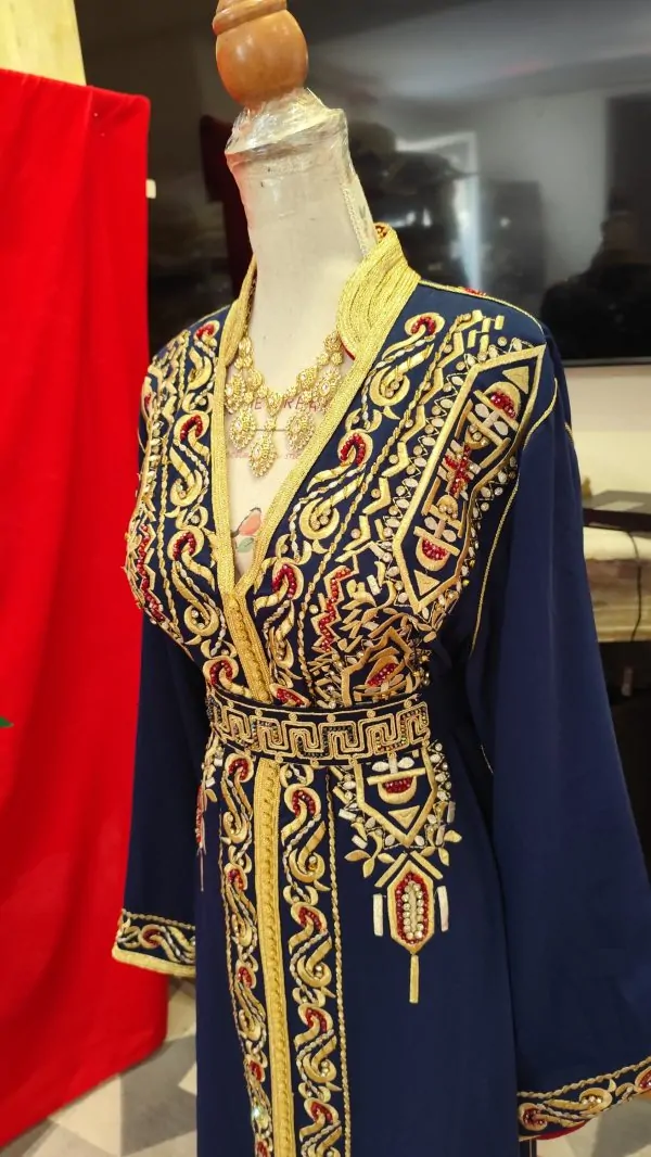 caftan marocain d occasion doublé — photo 11