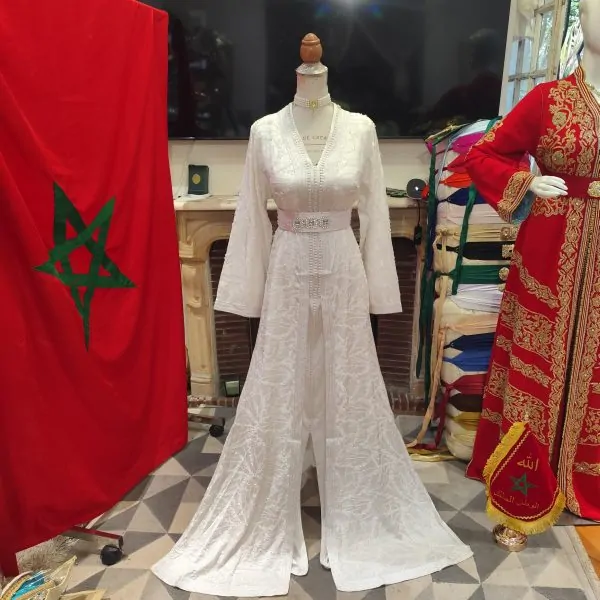 Caftano marocchino nuovo con cintura — photo 10