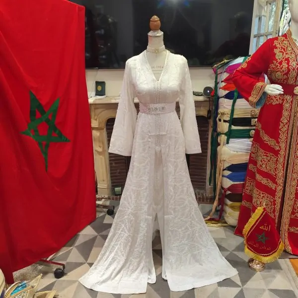 Caftano marocchino nuovo con cintura — photo 11