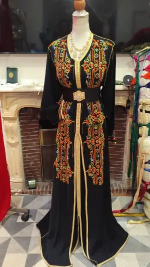 قفطان مغربي مستعمل