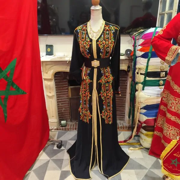caftan marocain d occasion — photo 10
