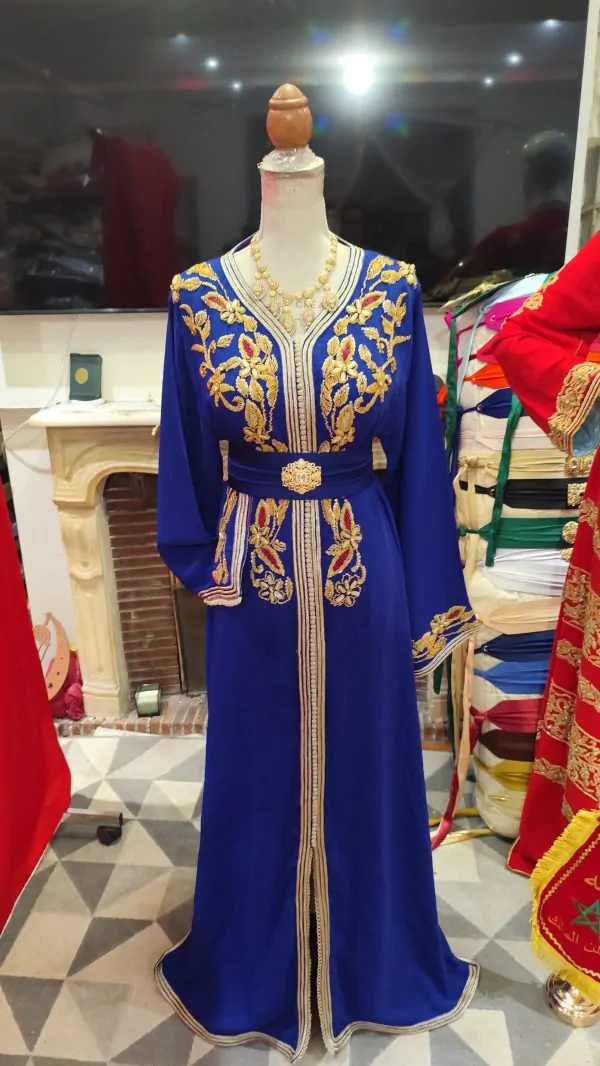 caftan marocain d occasion doublé — photo 7