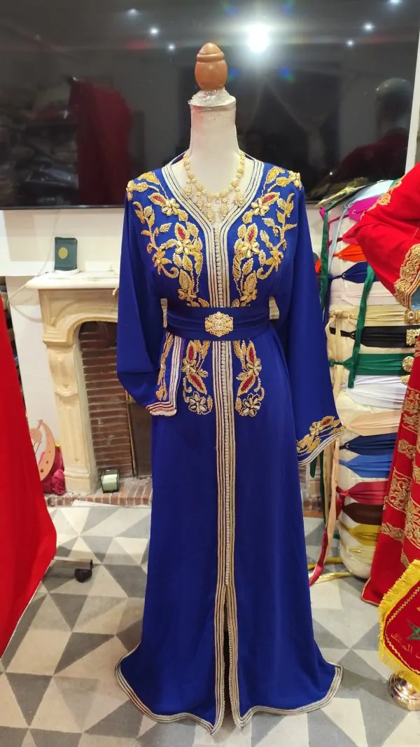 caftan marocain d occasion doublé — photo 9