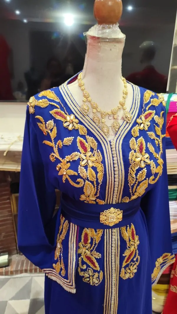 caftan marocain d occasion doublé — photo 6