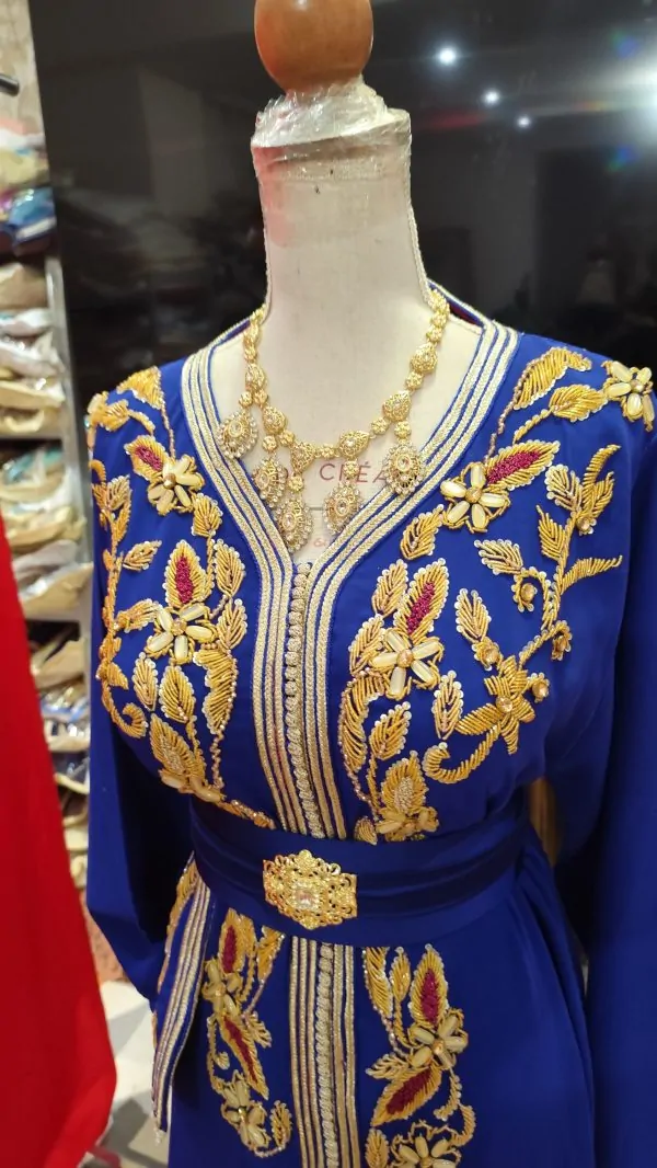 caftan marocain d occasion doublé — photo 8