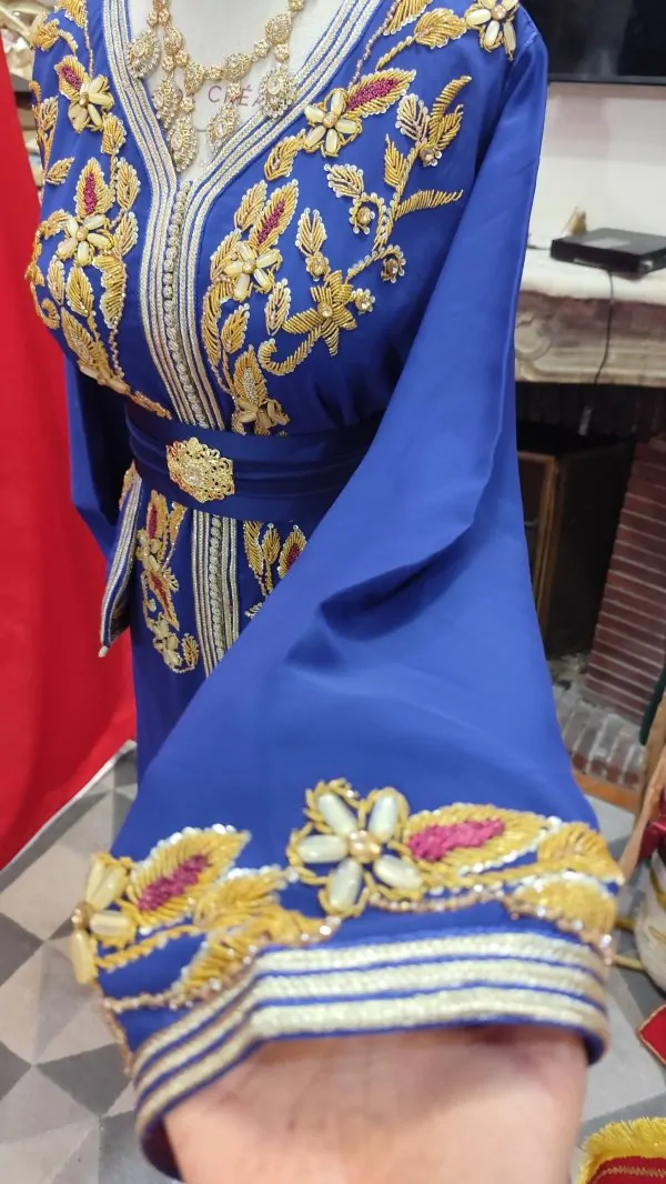 caftan marocain d occasion doublé — photo 4