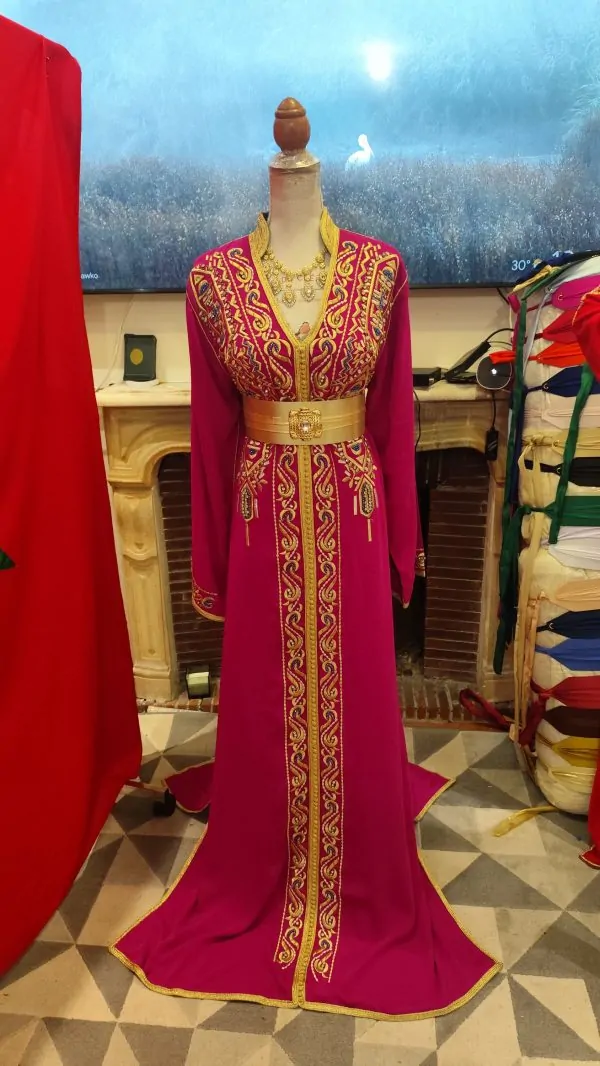 caftan marocain d occasion avec ceinture — photo 10