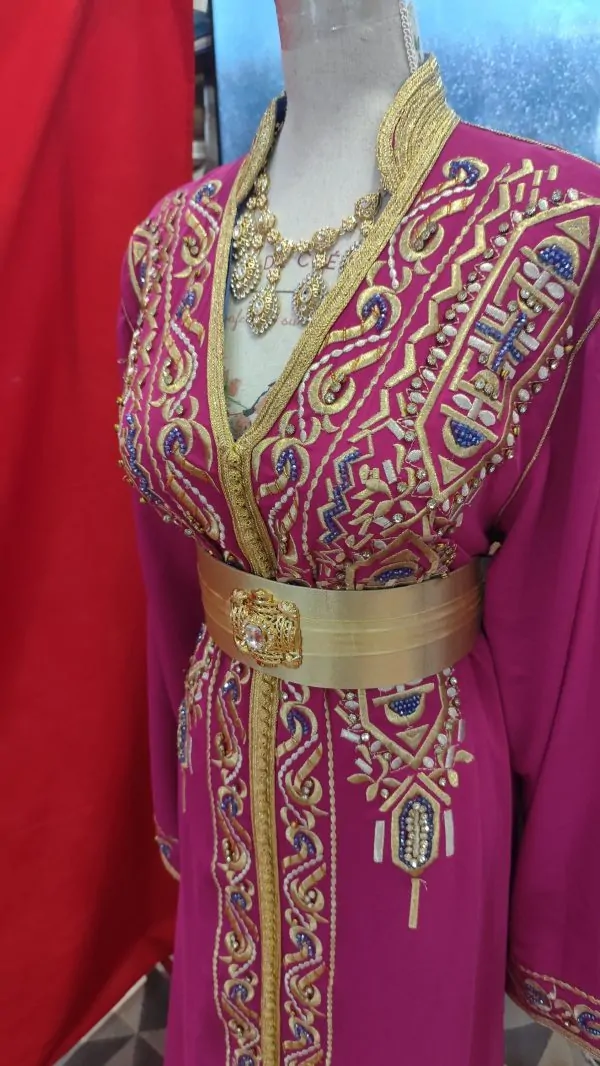 caftan marocain d occasion avec ceinture — photo 2