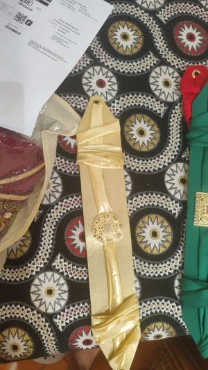 ceinture neuve doré