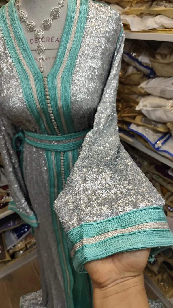 caftan marocain d occasion grande taille 70cm avec ceinture — photo 4