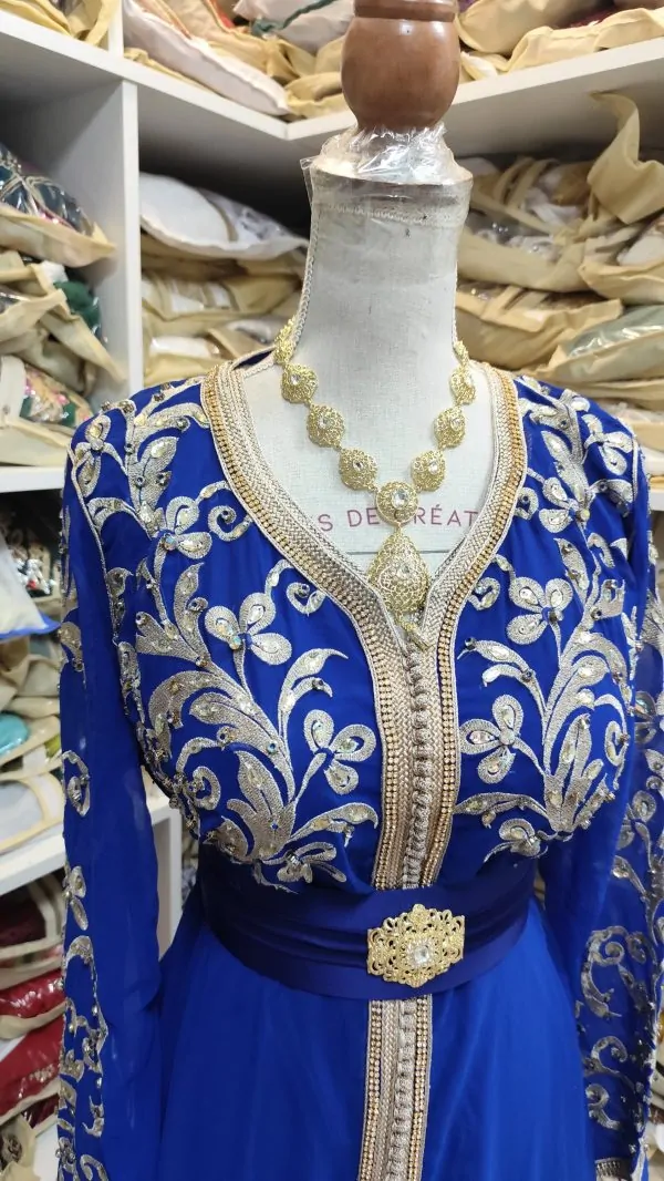 caftan marocain d occasion état correct — photo 10