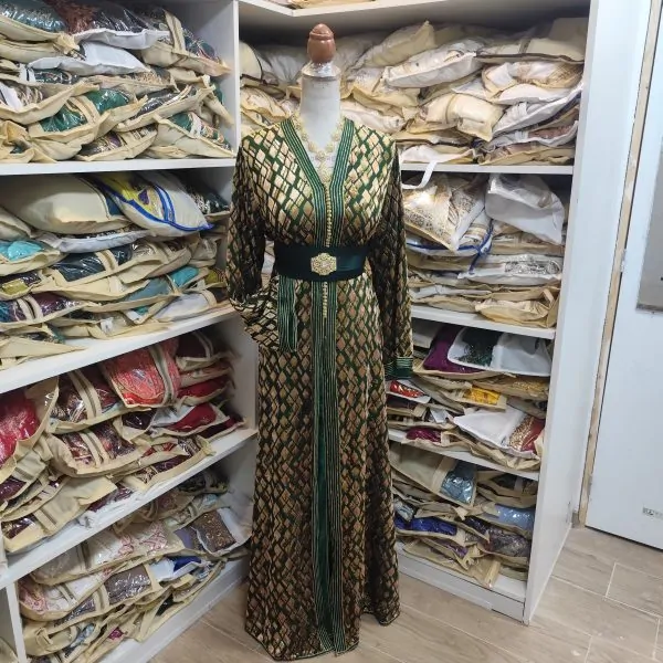 Gebrauchter marokkanischer Kaftan