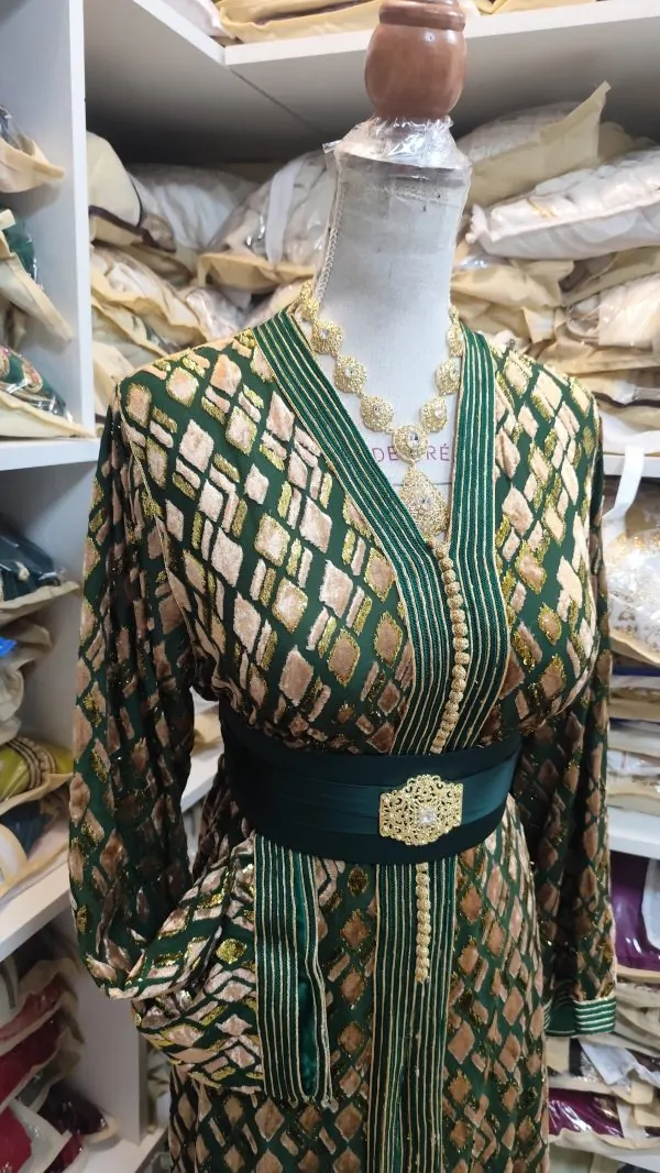 Gebrauchter marokkanischer Kaftan — photo 8