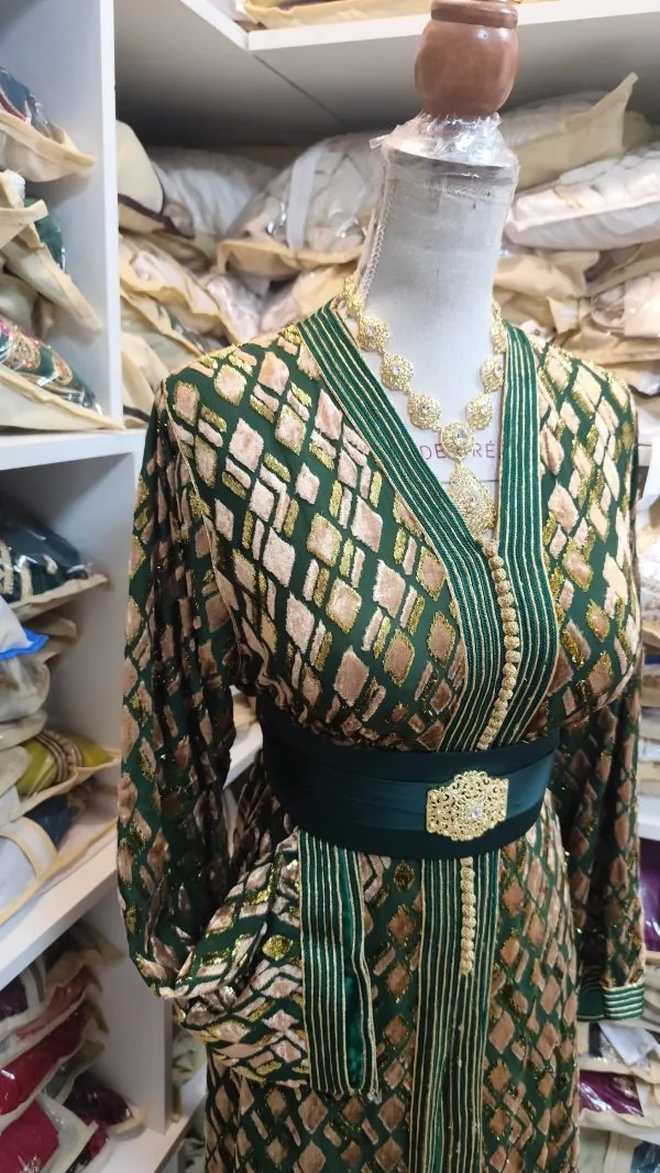 Gebrauchter marokkanischer Kaftan — photo 9