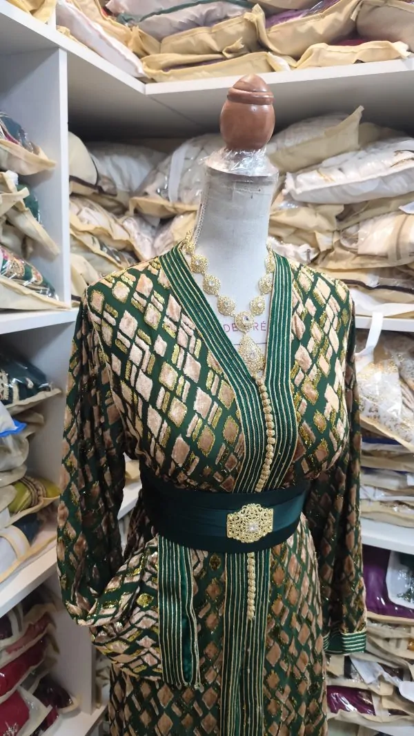 Gebrauchter marokkanischer Kaftan — photo 11
