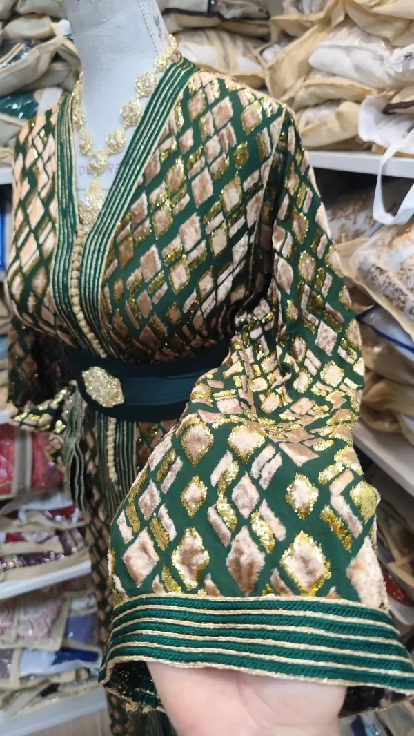 Gebrauchter marokkanischer Kaftan — photo 7