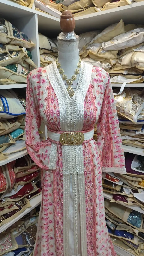 caftan marocain avec ceinture — photo 2