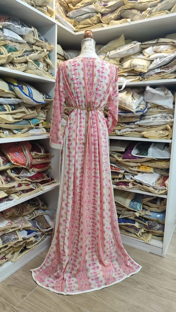 caftan marocain avec ceinture — photo 6