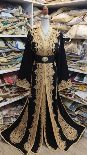 caftan marocain neuf grande taille 74cm