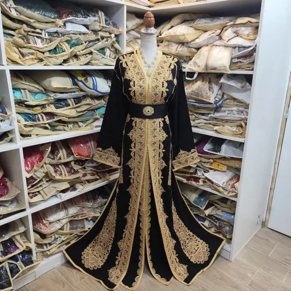 caftan marocain neuf grande taille 74cm