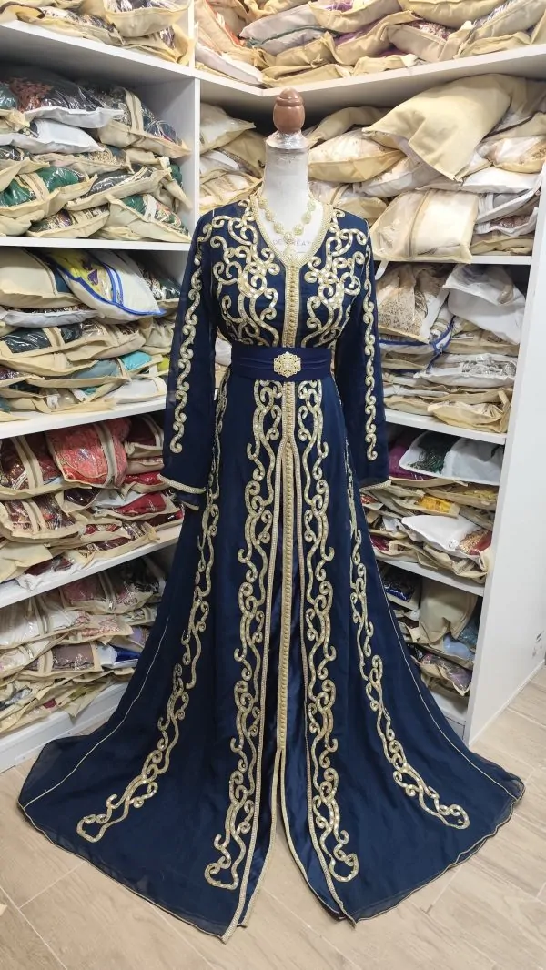 2 caftan marocain d occasion — photo 2