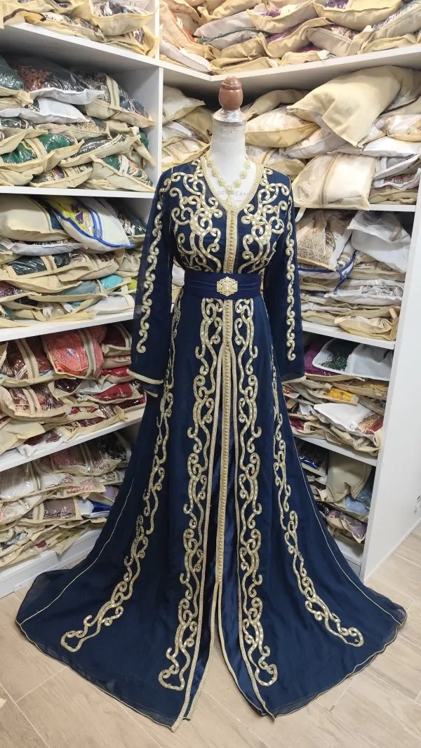 2 caftan marocain d occasion — photo 7