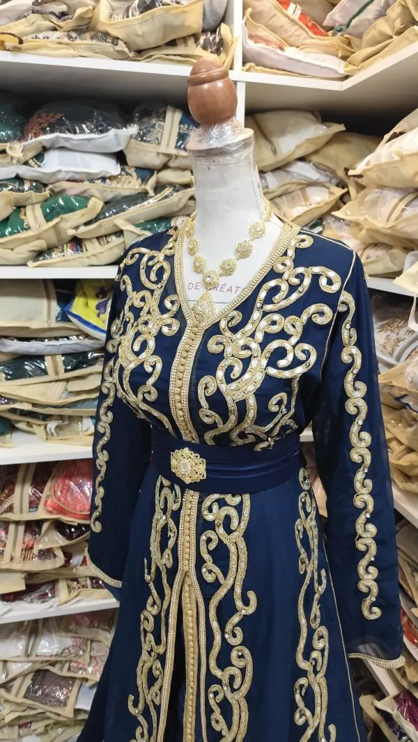 2 caftan marocain d occasion — photo 6