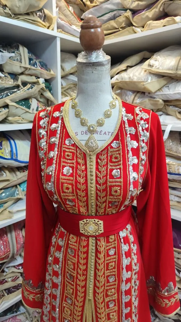 Gebrauchter marokkanischer Kaftan — photo 8