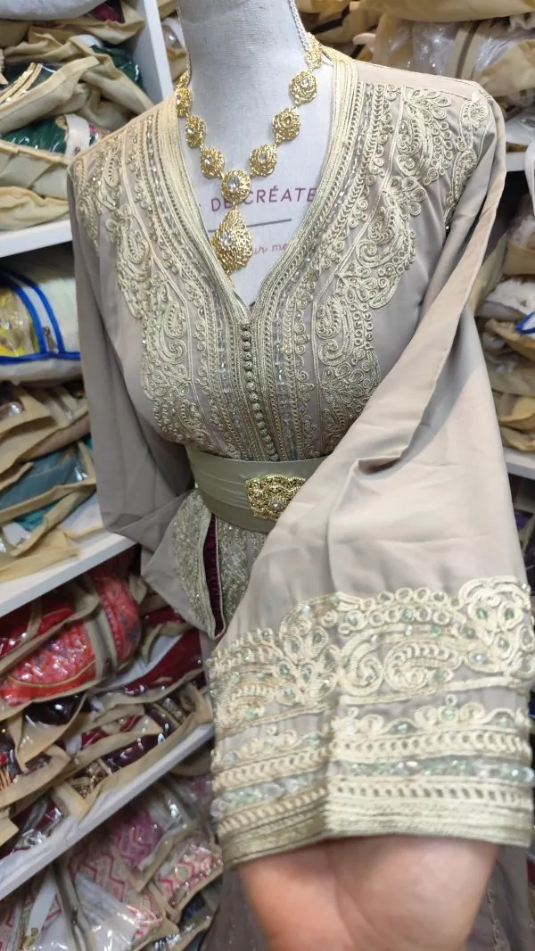caftan marocain d occasion — photo 2