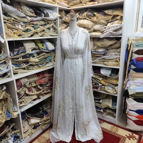tenue complète — photo 9