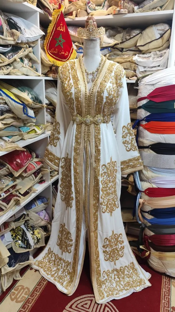 Neuer gefütterter marokkanischer Kaftan — photo 16