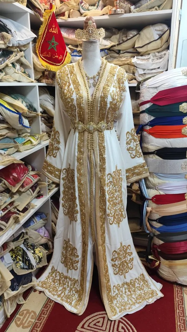 Neuer gefütterter marokkanischer Kaftan — photo 10