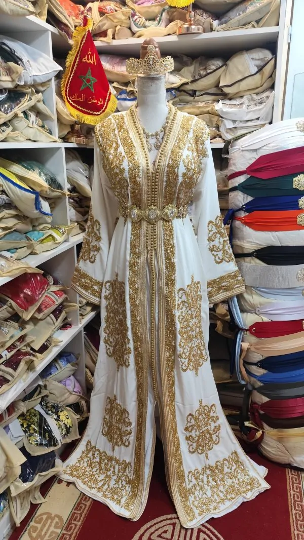 Neuer gefütterter marokkanischer Kaftan — photo 11