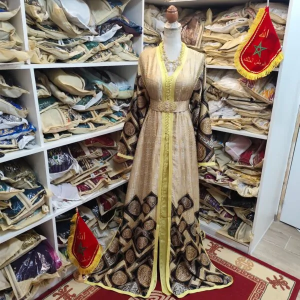 caftan marocain neuf avec ceinture