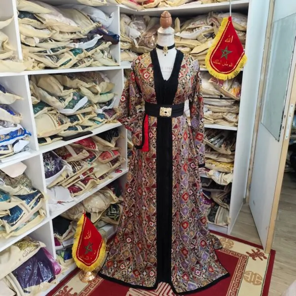 Second-hand lined Moroccan caftan